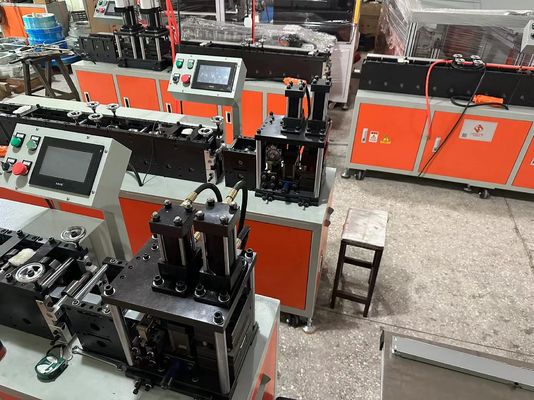 조정 가능한 공기 압력으로 Omron 제어 공기 필터 프레임 제조 기계